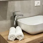 Near Venice Station - Wifi & Ac 아파트 *